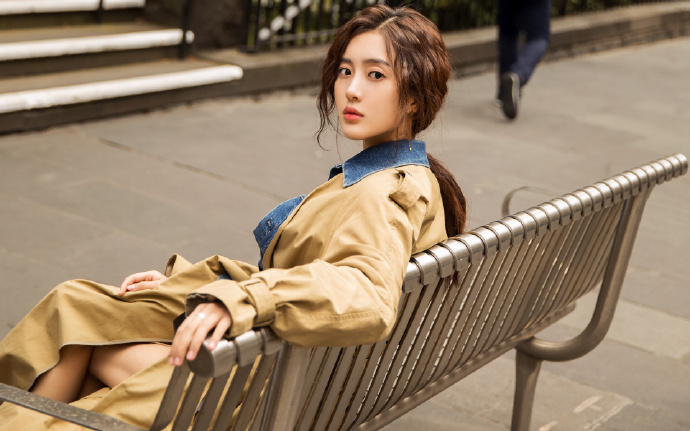 中央气象台今天继续发布高温橙色预警 重庆内蒙古等地局地40°C以上高温